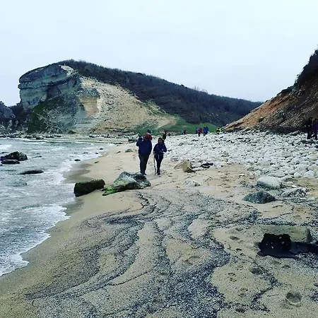 Ata Konuk Evi Vize